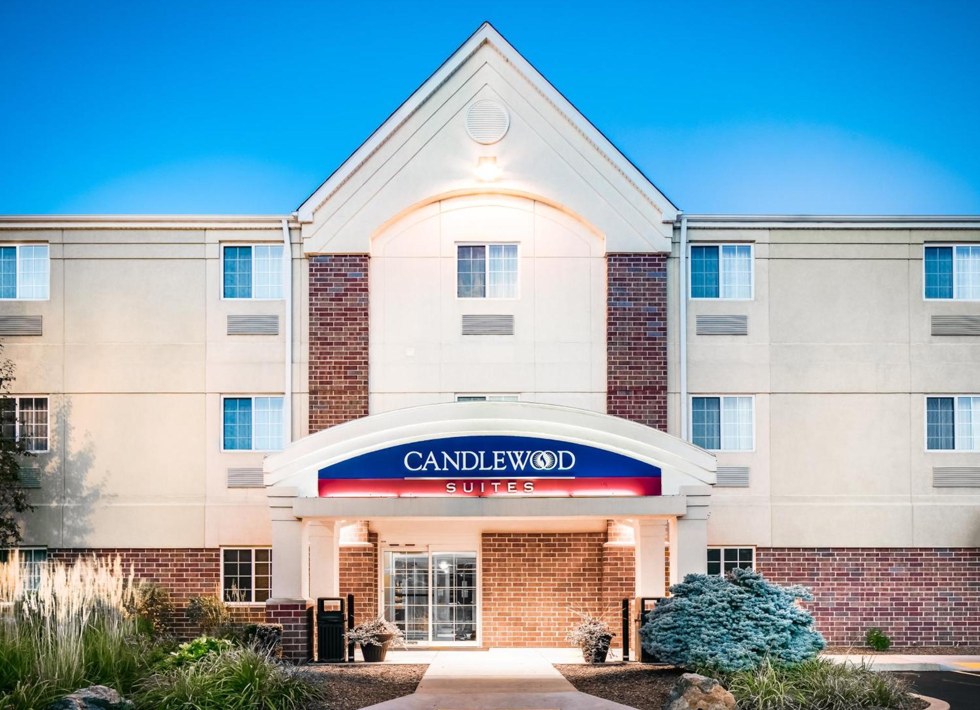 Candlewood Suites Kenosha, An Ihg Hotel Pleasant Prairie Exterior photo